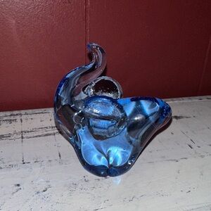 Handblown Elephant Paperweight